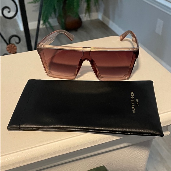 Kurt Geiger Tan Gradient Sunglasses - Picture 4 of 7